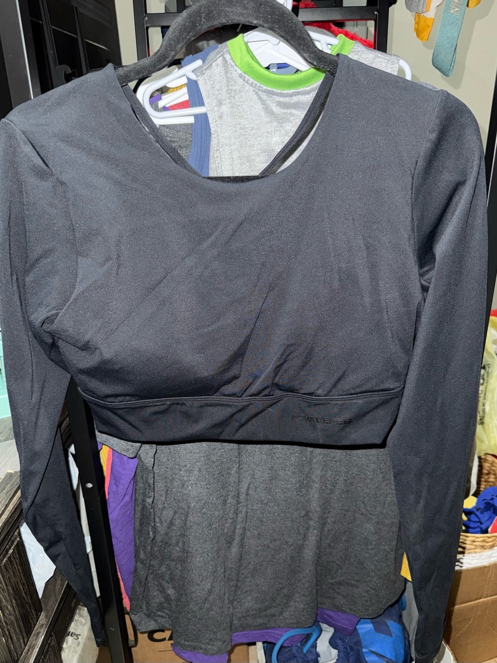 New nova sport crop top
